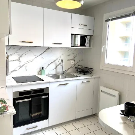 - Centre Ville - Grande Plage - Reservation Samedi Au Samedi Apartment *